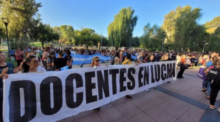 Gobierno confirmó que el 65% de los docentes no adhirió al paro