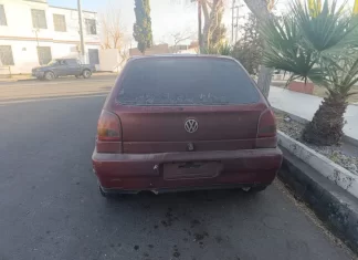 Hallan droga a sospechosos por circular en un auto sin patente