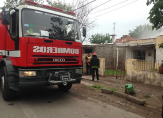 Santa Lucía: un incendio afectó viviendas en un asentamiento