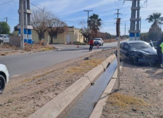 Pocito: Fuerte choque entre una camioneta de Vialidad y un auto