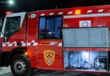 Caucete: un incendio afectó a un gimnasio, arrasó con un taller y seis vehículos