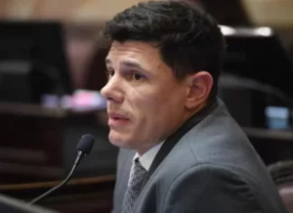 El senador libertario Bruno Olivera defendió a Espert en su acusación de vínculos narco