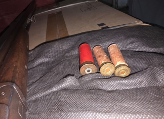Secuestraron una escopeta en un allanamiento en Capital