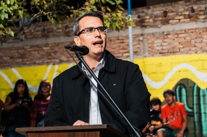 rawson-carlos-munisagajpg