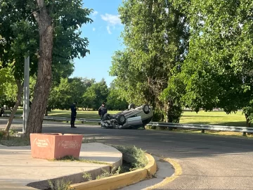 vuelco-circunvalacion-y-lencinas-sta-lucia-360x270