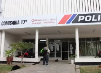 Una mujer denunció que fue golpeada por una policía en una comisaría