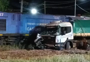 choque-camion-tren-360x249