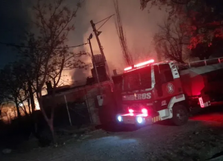 Rawson: un incendio dejó a un policía con principios de intoxicación