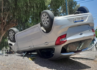 Dos personas resultaron heridas tras un vuelco en Albardón
