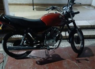 Chimbas: un adolescente fue detenido mientras corría picadas en una moto robada