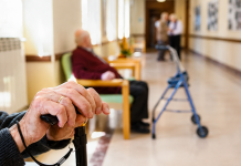 Clausuraron dos geriátricos clandestinos en la provincia