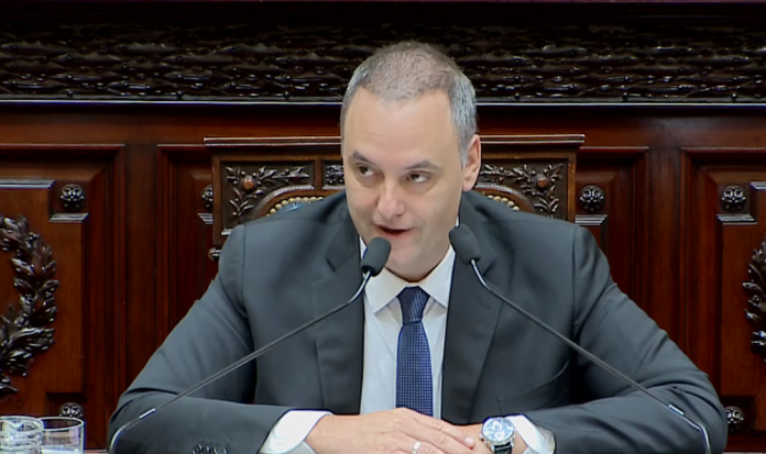 adorni-congreso (1)