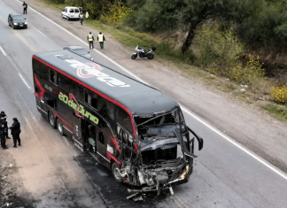 Salta: un colectivo de la empresa 20 de Junio chocó, dejó un muerto y varios heridos