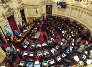No hubo quórum en el Senado y no se pudo tratar la interpelación de Adorni