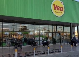 Rawson: delincuentes saquearon un reconocido supermercado
