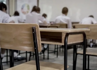 Echaron a un docente por falsificar certificados médicos