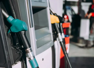 La venta de combustibles volvió a bajar en junio