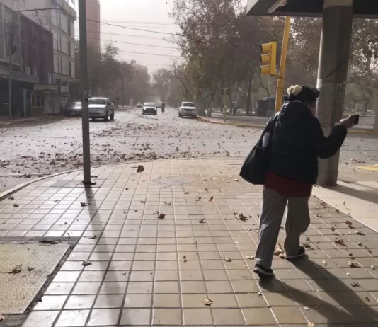 El viento Zonda no da descanso y vuelve con ráfagas de hasta 60km/h