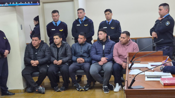apremios-ilegales-la-comisaria-31